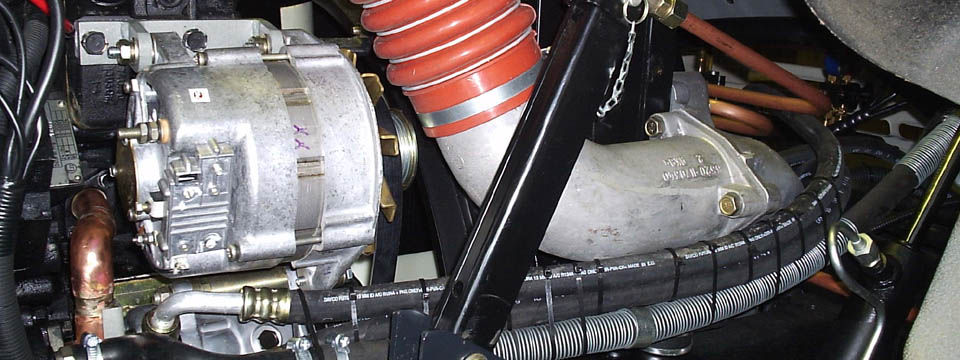 Компрессор кондиционера с правой стороны (двигатель КАМАЗ ЕВРО-2-3-4) на автомобилях тяжелого семейства